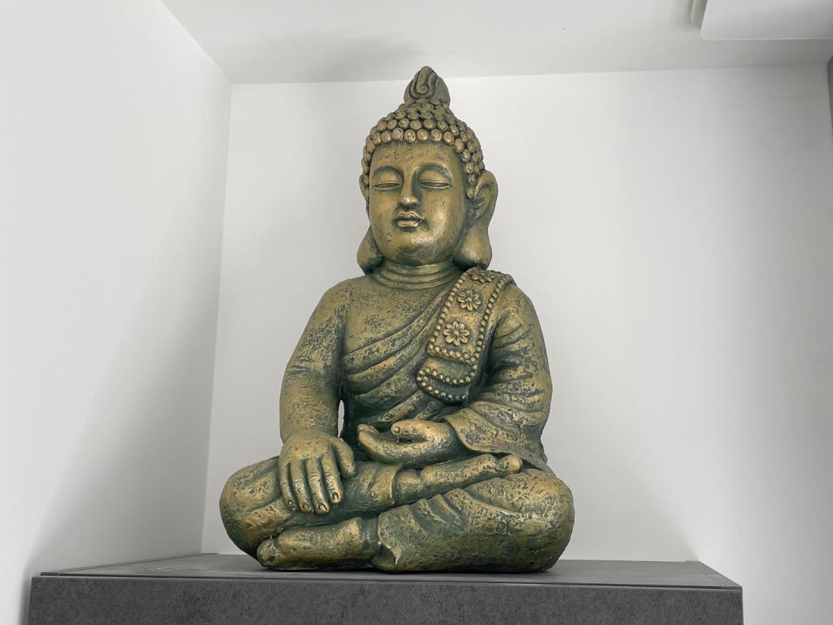 Siam Mahanakhon Appart & Spa Rieux-de-Pelleport Exterior photo